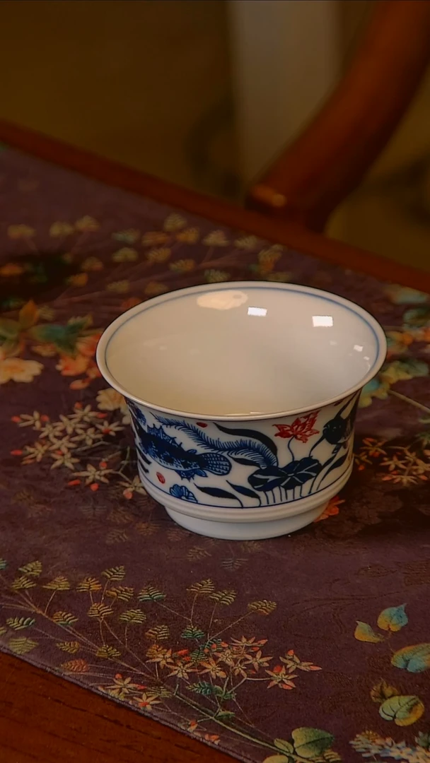 杯手工手绘杯杯很美丽