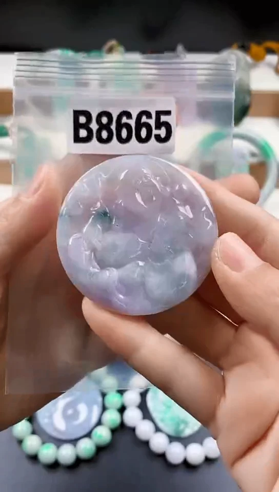 颈饰未镶嵌翡翠天然翡翠吊坠挂件