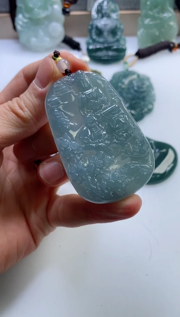 【闪购商品】翡翠挂件未镶嵌