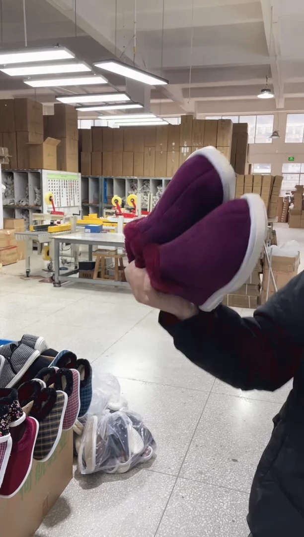 枣红毛圈棉鞋37码