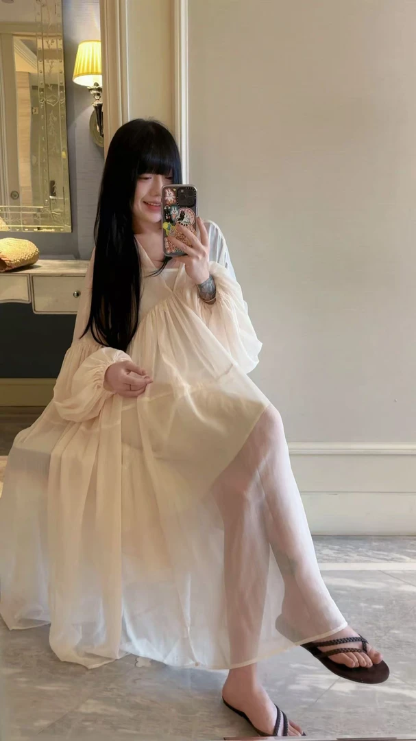 【年中坨粉福利】 度假风仙仙灯笼袖网纱奶透连衣裙（两件套）