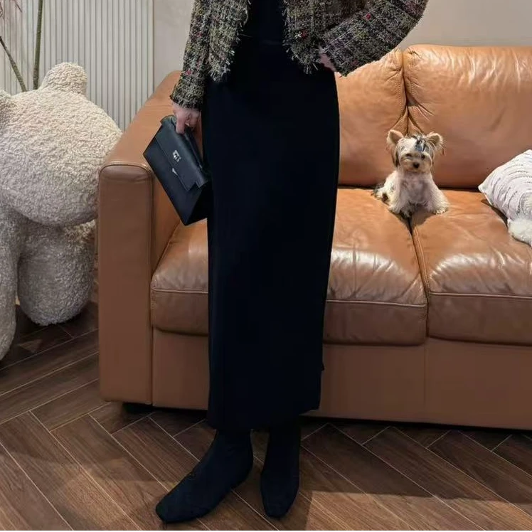 I26 慵懒宽松高腰修身显瘦后开叉半身裙 EI2601