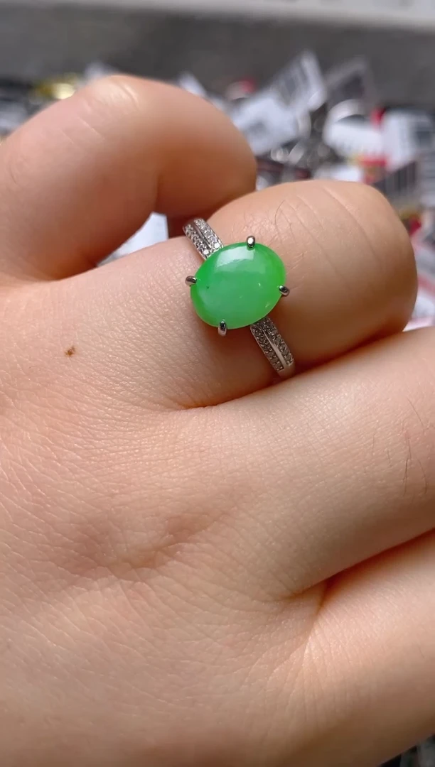 银S925镶嵌戒指翡翠百内无证书