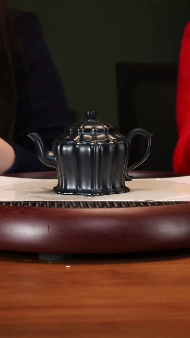 【闪购商品】紫砂茶壶2-71JXF筋纹莲花260cc