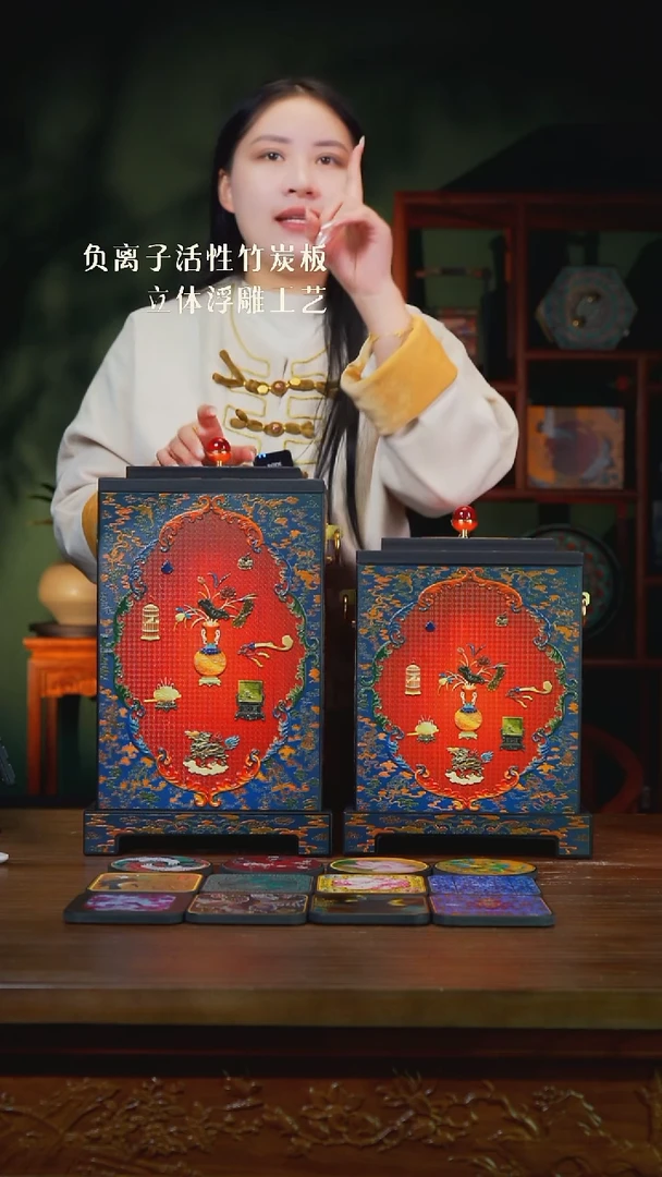 l**e壹藏贰宝八宝嵌图案大茶饼罐