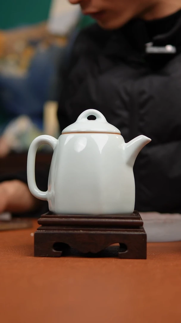 【闪购商品】瓷片原产地原矿月白秦权胡微瑕福利