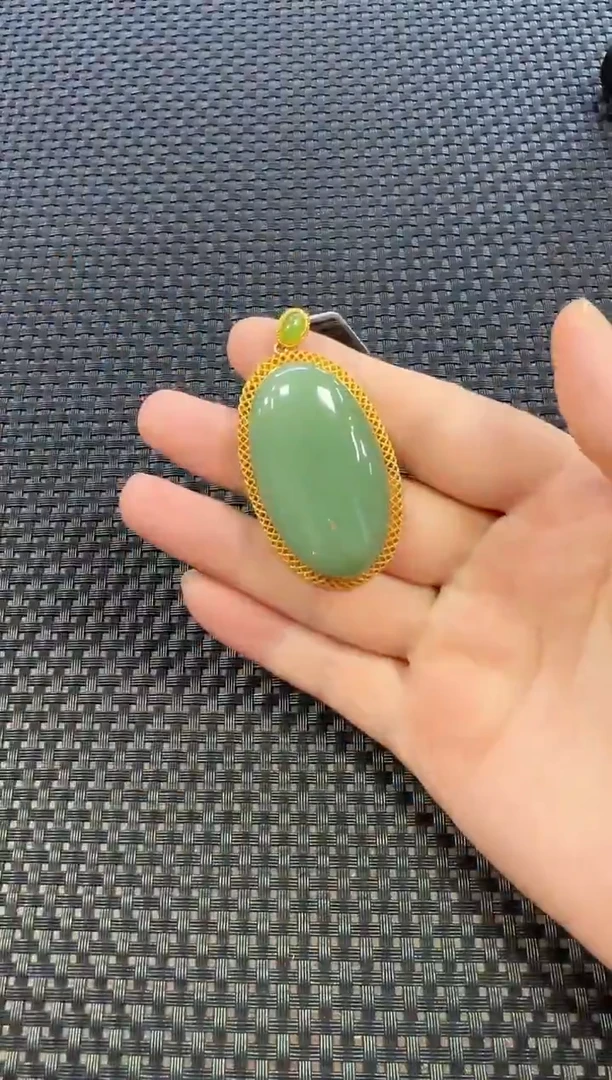 颈饰18K金镶嵌和田玉 （多样性发一件）0854