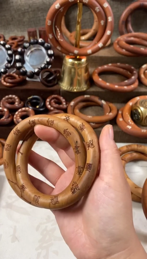 木桃木70大圈刻十字讳字桃胶款