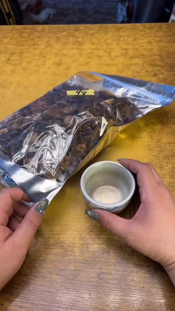 瓷器瓷器瑕疵脏旧98松茸碗