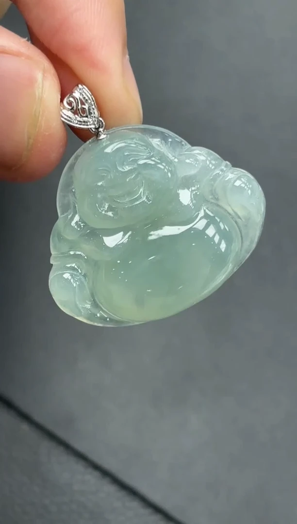 18K金镶嵌挂件翡翠佛公