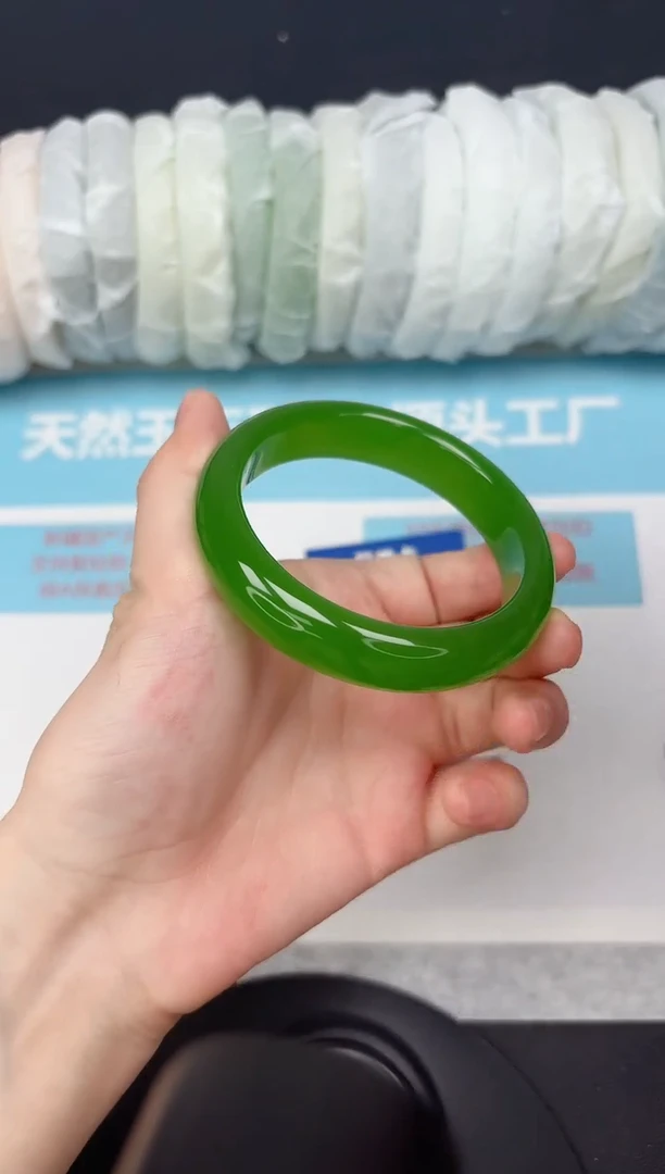 未镶嵌手镯石英质玉71-57.5