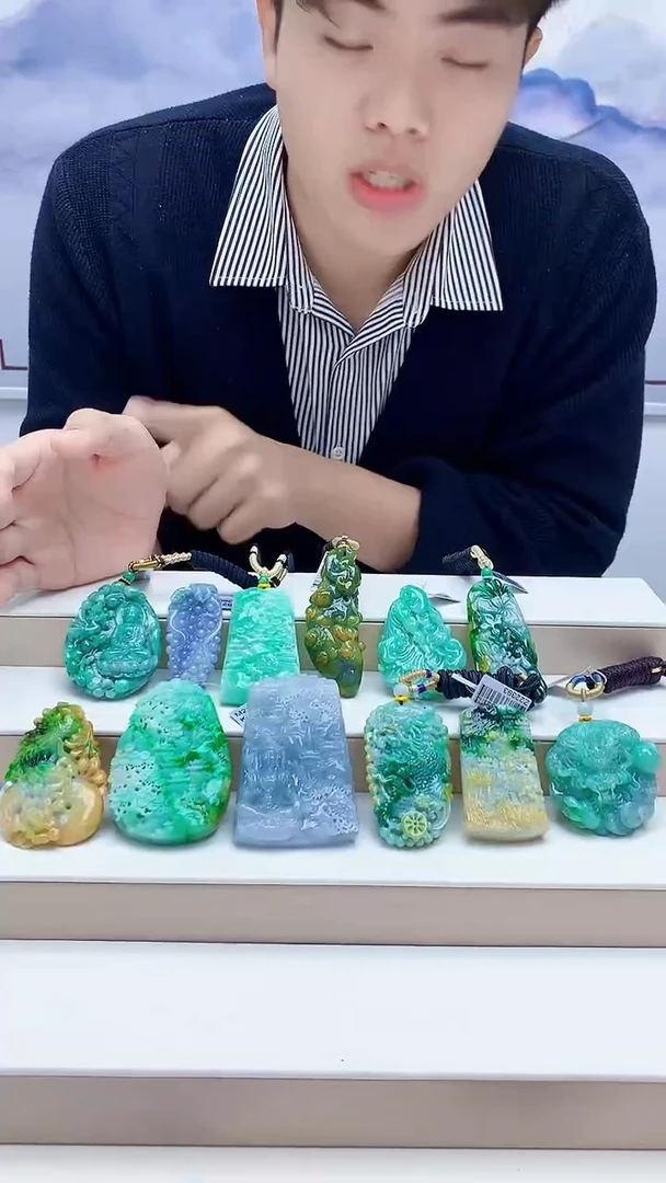 未镶嵌定制翡翠河**?5145lr-毛货挂件