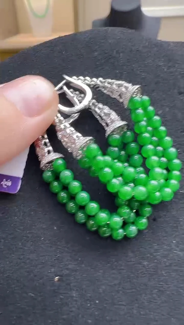 【闪购商品】翡翠耳饰18K金镶嵌多样性发货拍一发一