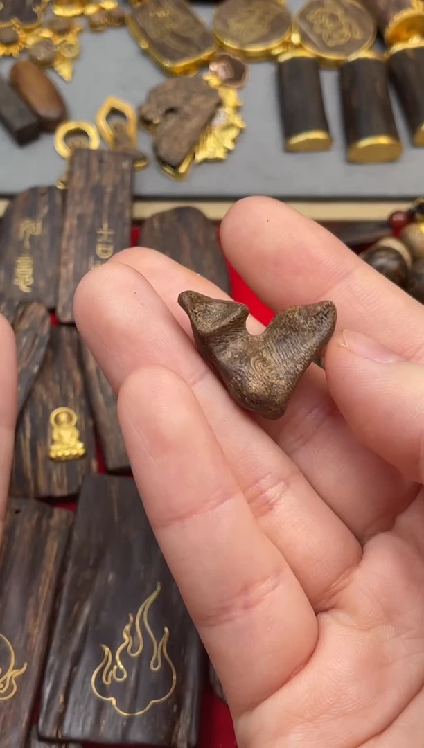 沉香吊坠沉香吊坠00