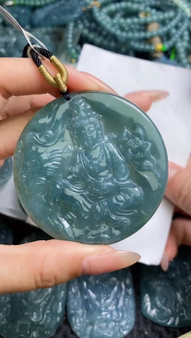 【闪购商品】翡翠颈饰未镶嵌