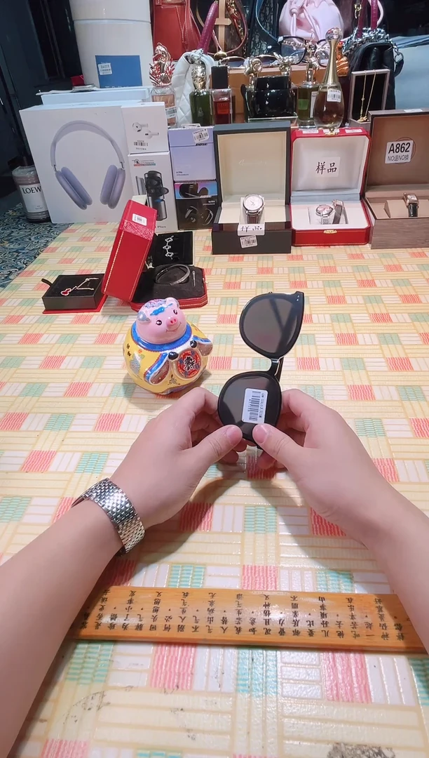 瓷片瓷器 库房到期 全部地板价@@1