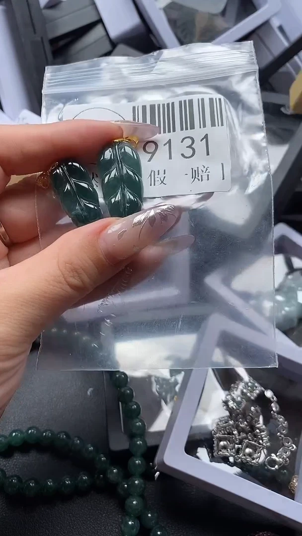 吊坠(不含链)未镶嵌翡翠9131