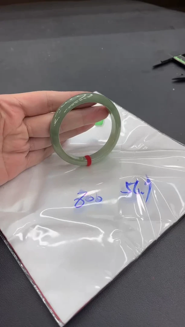 未镶嵌手镯翡翠翡翠手镯