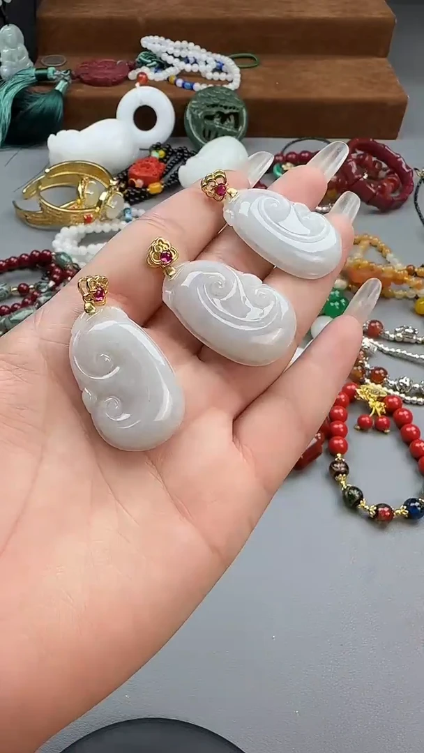 翡翠未镶嵌吊坠(不含链)多样性发货拍一发一