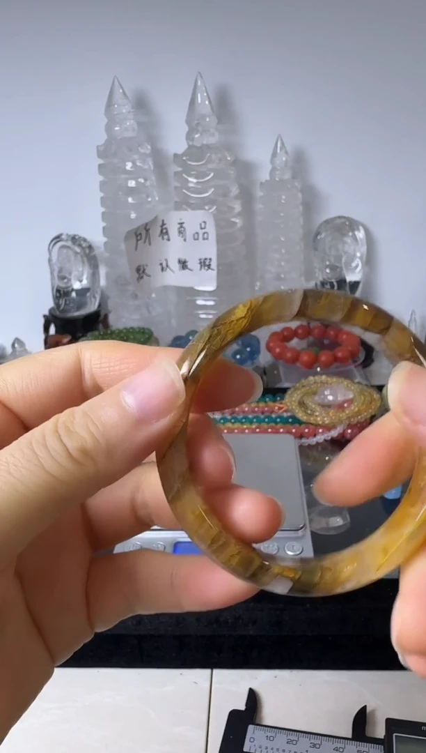 未镶嵌手镯水晶矿坑56.5微瑕处理介意勿拍
