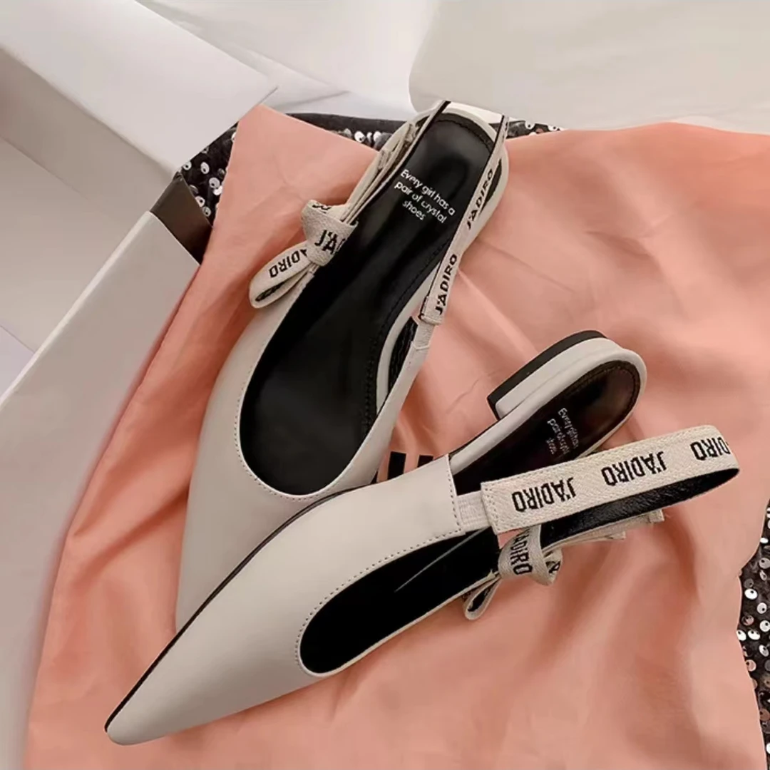 2025新款气质百搭尖头平底后空凉单鞋女diao家同款女鞋F077