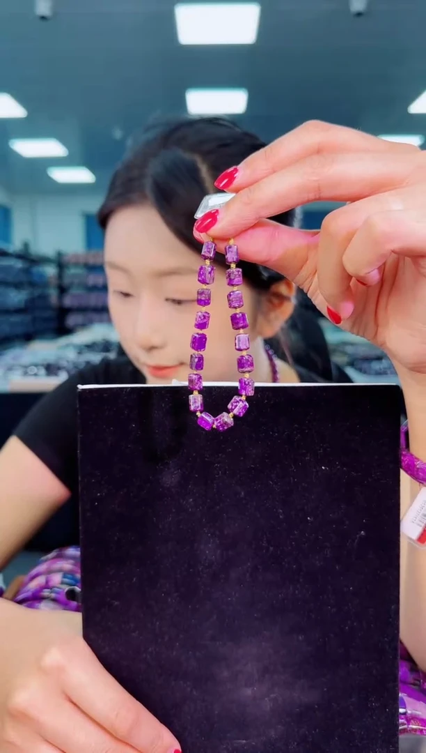 未镶嵌苏纪石（舒俱来）手链K金南非老矿料舒俱来