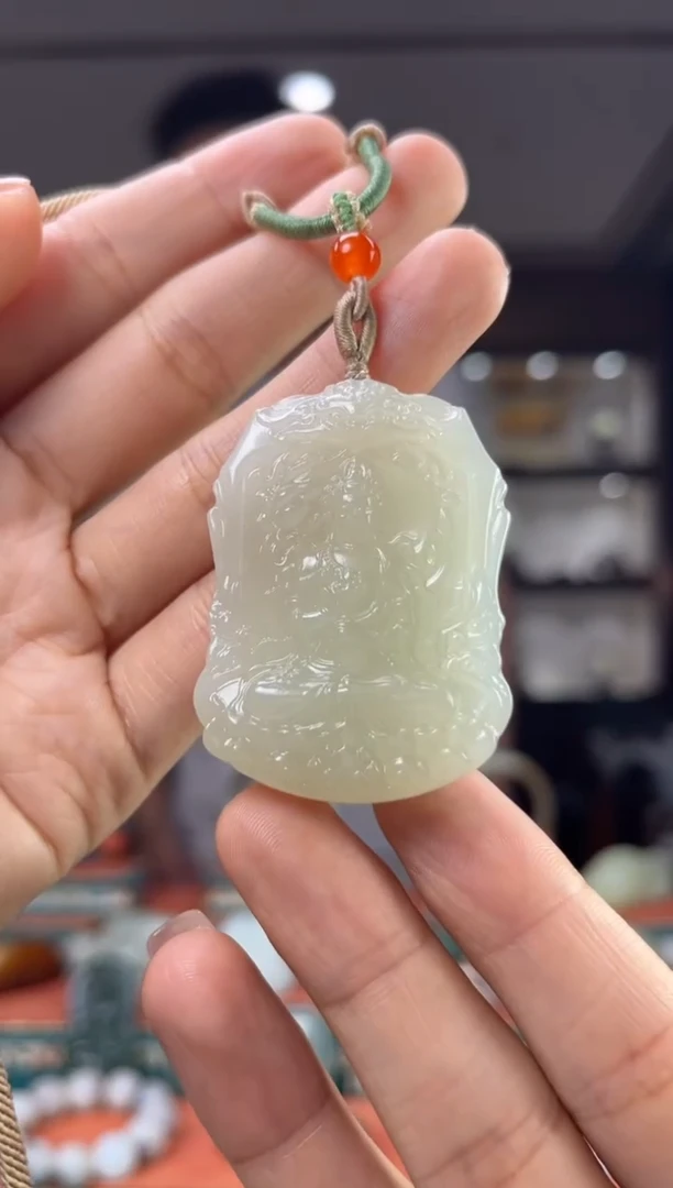 和田玉未镶嵌颈饰佩佩