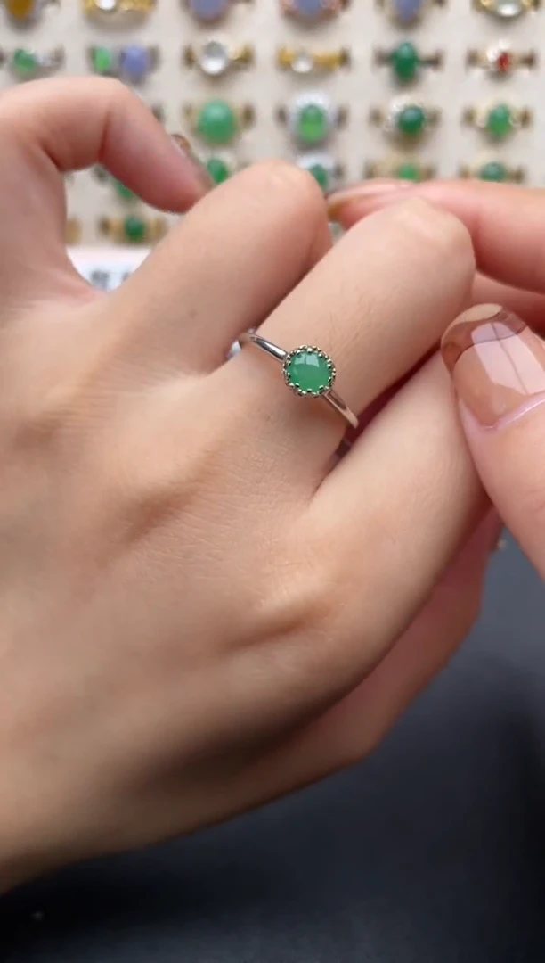 翡翠戒指银S925镶嵌一物一证一礼盒