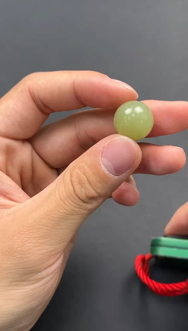 未镶嵌手串和田玉若羌青黄口单珠微色差