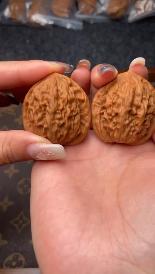 把件文玩核桃B130号40尺大红袍