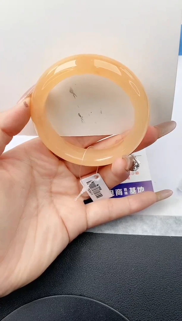 未镶嵌手镯石英质玉w243-HHB
