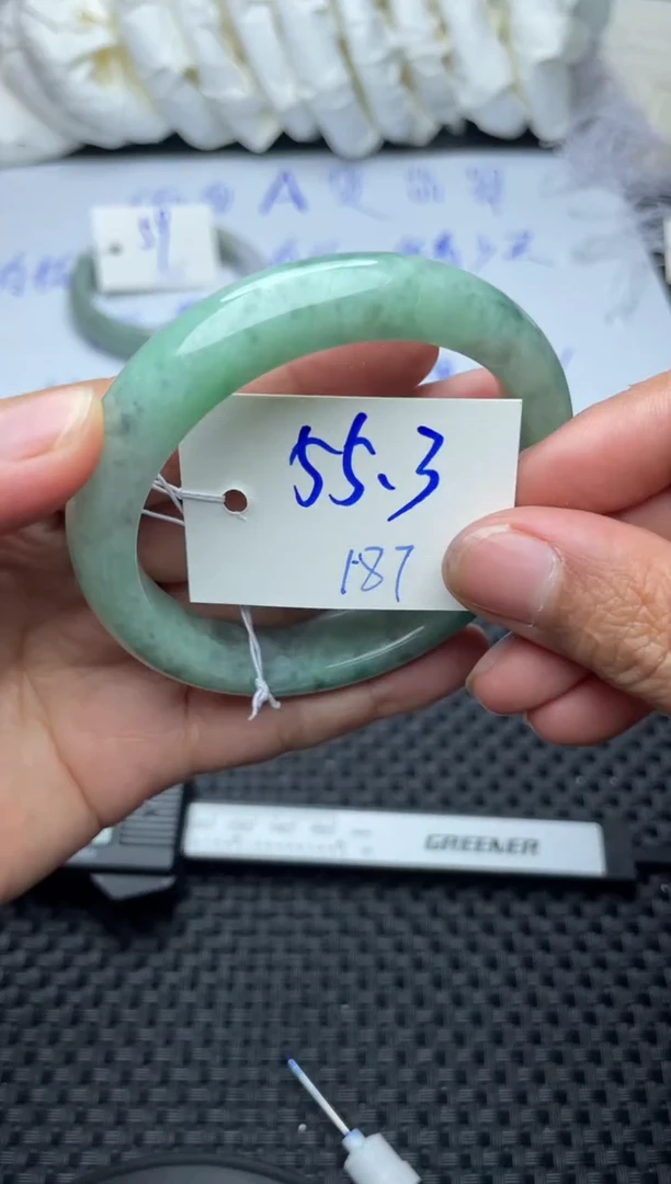 未镶嵌手镯翡翠187