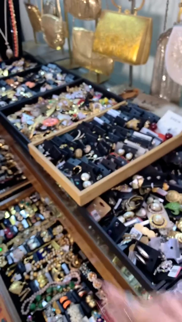 【闪购商品】瓷片楚楚中古珠宝甄选不退换