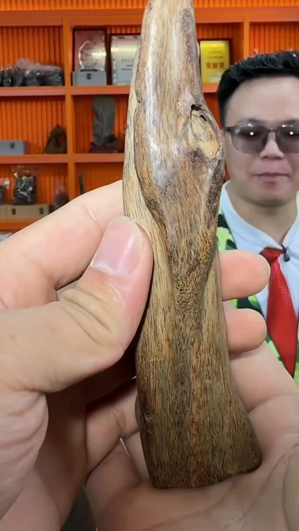 沉香手把件430号多样性发一