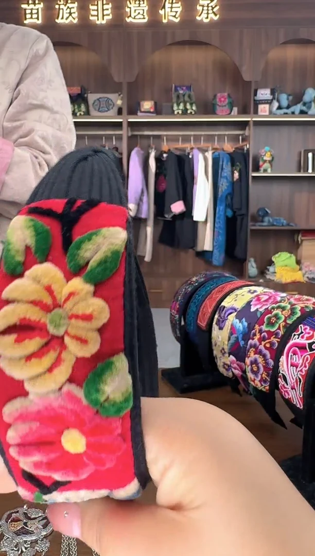 刺绣扶光苗绣传承L14