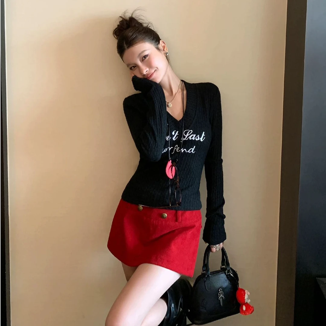 韩系修身V领字母长袖针织衫女秋冬2025新款设计感上衣百搭半身裙