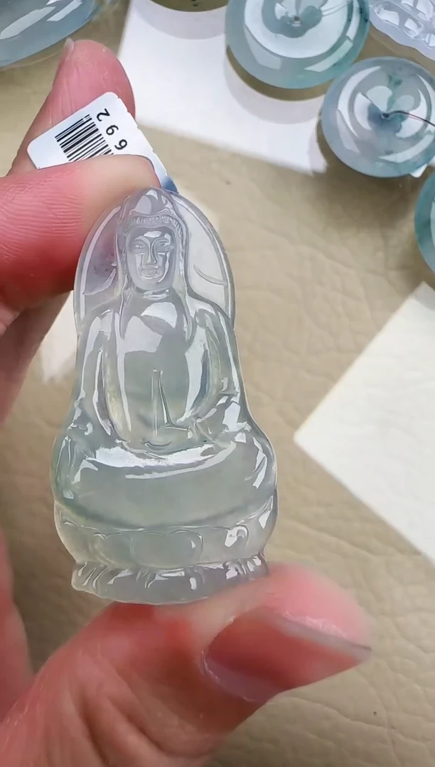 翡翠未镶嵌颈饰缅甸翡翠a货