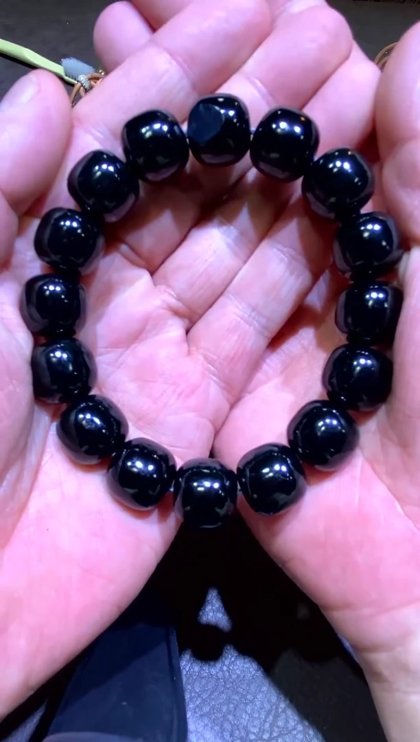 和田玉未镶嵌挂件水**装手串