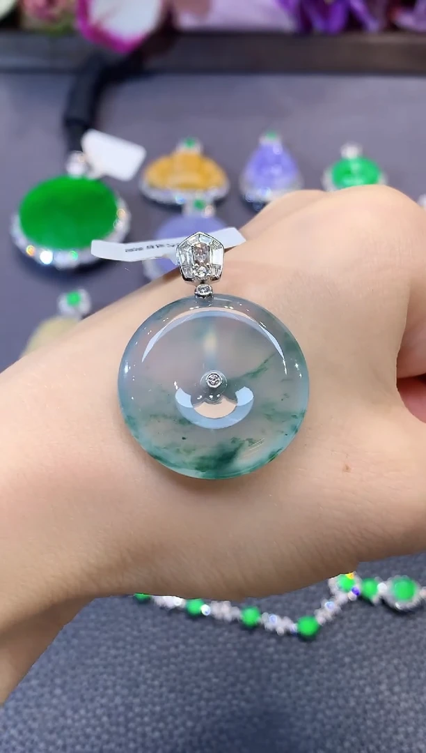 吊坠(不含链)18K金镶嵌翡翠C47翡翠