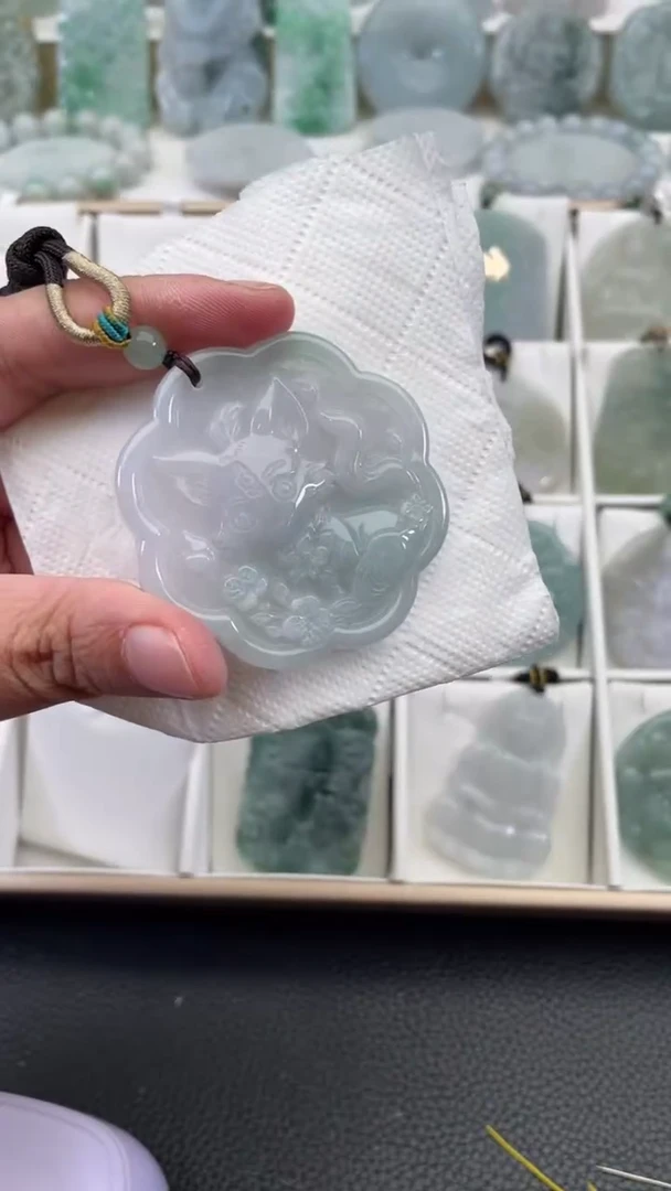 颈饰未镶嵌翡翠天然缅甸翡翠A货463