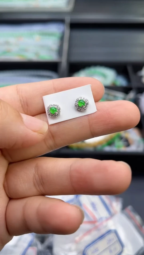 翡翠银S925镶嵌耳饰多人