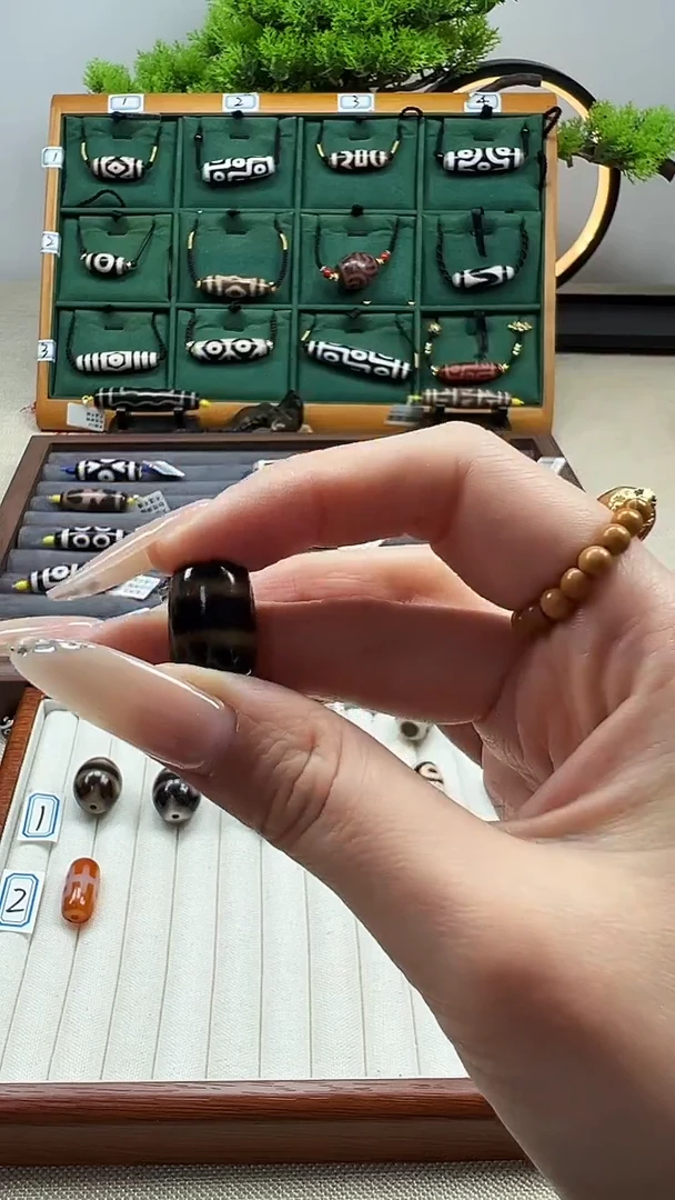 玛瑙/玉髓（覆膜）颈饰未镶嵌51（微瑕）