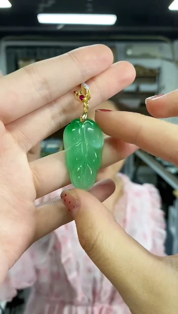 颈饰未镶嵌翡翠闪购链接  多样性发其一颜色微差
