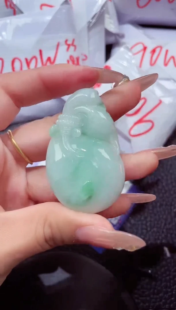 颈饰未镶嵌翡翠320