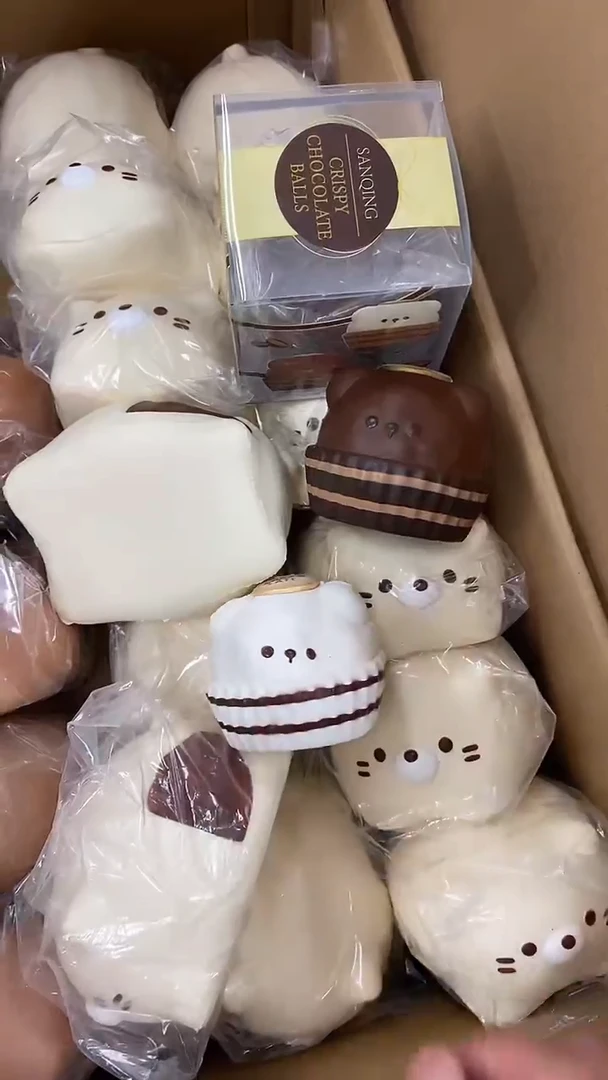 一对费列熊，默认微瑕