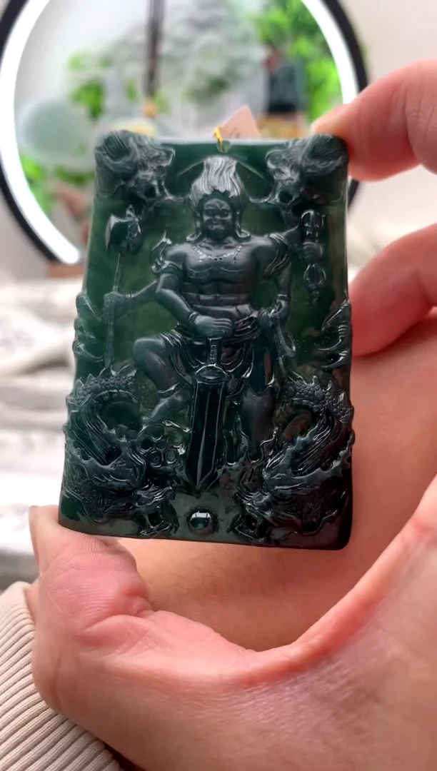 【闪购商品】翡翠颈饰未镶嵌不动明王