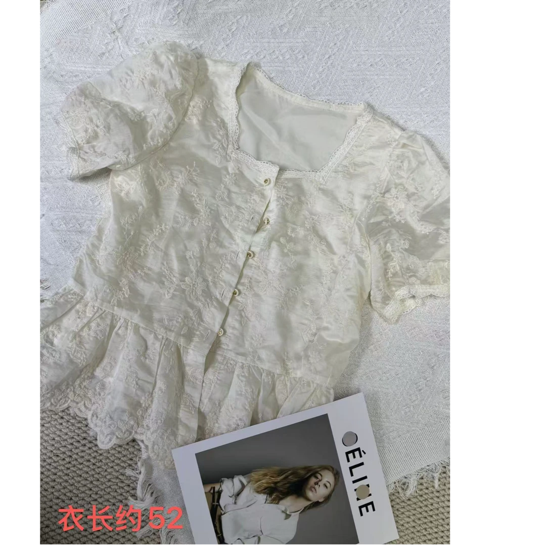970方领法式蕾丝刺绣短袖