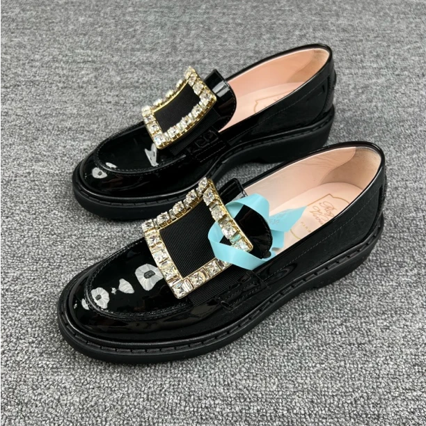 99新 Roger Vivier/罗杰·维威耶 37.5码 钻扣乐福鞋 99新 盒/6117