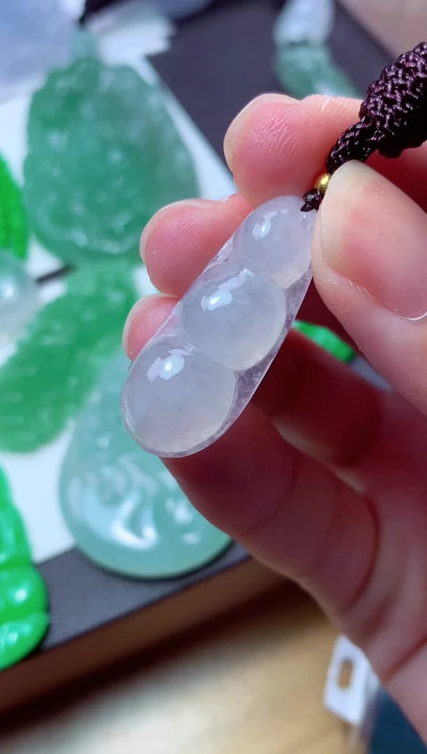 翡翠未镶嵌颈饰天然翡翠A货