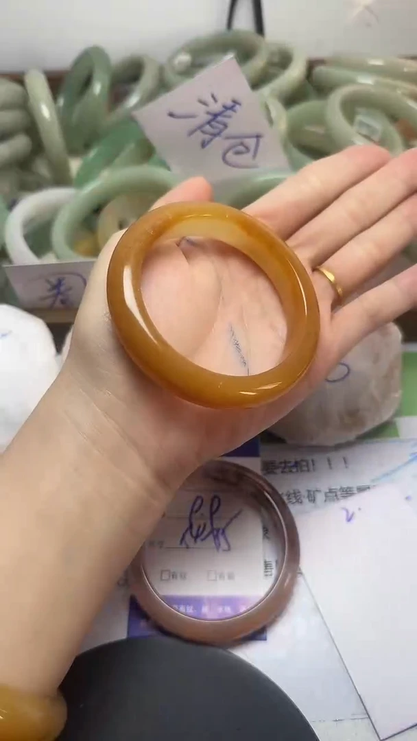 未镶嵌手镯石英质玉2/55-56